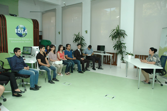 IDEA kampaniyası "Atmosferin çirklənməsi ilə mübarizə üsulları" mövzusunda seminar təşkil edib (FOTO)