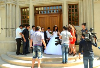 Мурад Садых и Рамиль Агасиев реализовали проект - Дворец счастья, свадебный кортеж (фото)
