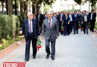 В Азербайджане отмечается "День нефтяника" (ФОТО)