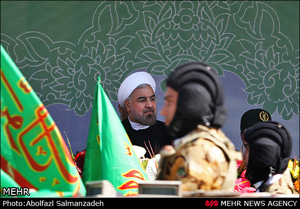 В Иране проходит военный парад (ФОТО)
