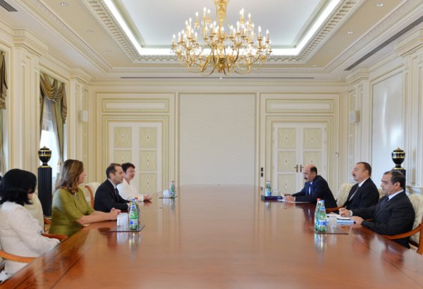 Ильхам Алиев принял президента Конференции европейских национальных библиотек и вице-президента Ассамблеи евразийских библиотек