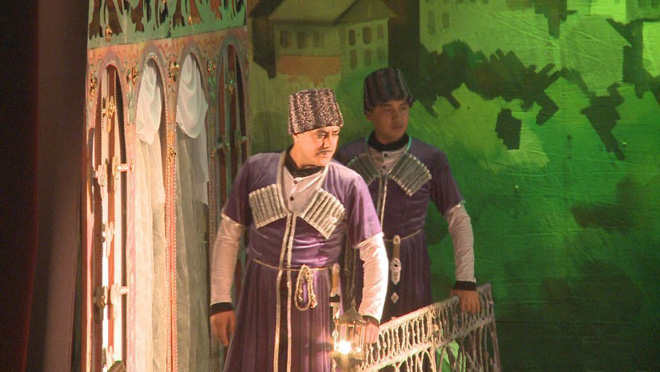 Qazaxıtanın Atırau şəhərində "Arşın mal alan" operettası nümayiş etdirilib (FOTO)