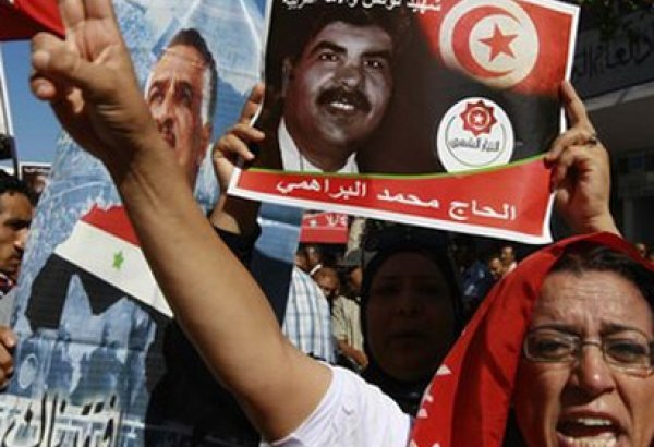 Tunisia's ruling Islamists agree to stand down
