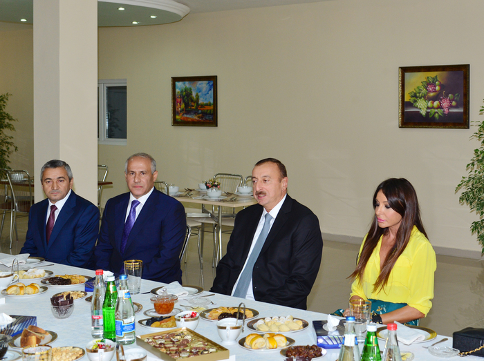 Президент Ильхам Алиев: Азербайджан должен стать образцовой страной во всех областях (ФОТО)