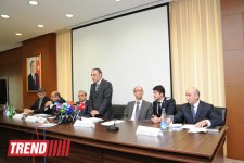 В Азербайджане за девять месяцев на "горячую линию" Управления по борьбе с коррупцией поступило около четырех тысяч обращений (ФОТО)  (версия 2)