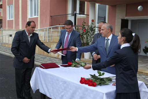 В Азербайджане для семей шехидов и инвалидов войны будут построены многоквартирные здания - министр (ФОТО)