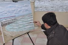 "Под открытым небом" - пленэр и выставка на берегу Каспийского моря Сумгайыта (фото)
