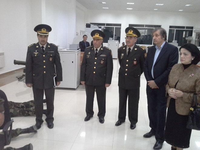 В Баку состоялась встреча военнослужащих и представителей интеллигенции (ФОТО)