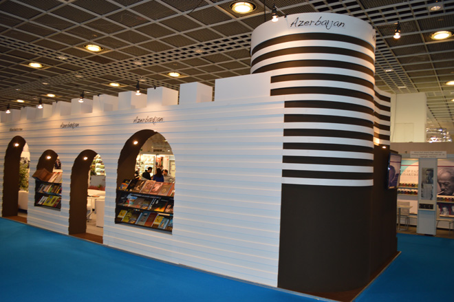 Азербайджан представлен на крупнейшей книжной ярмарке мира Frankfurter Buchmesse (фото)