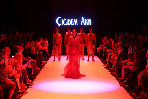 Гюнай Мусаева приняла участие в Неделе моды в Стамбуле (фотосессия)
