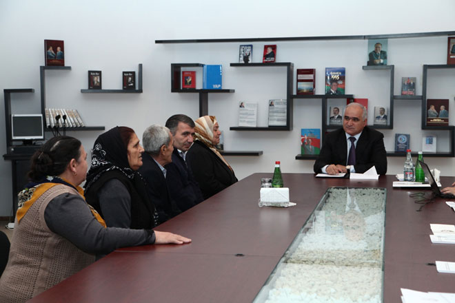 Министр экономики и промышленности Азербайджана примет граждан двух районов страны