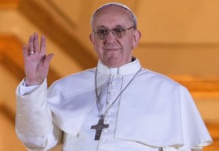 Pope arrives in Armenia