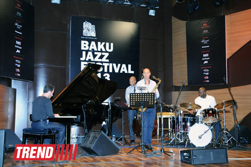 Жерар Депардье принял участие в открытии Бакинского международного джаз-фестиваля (фото)