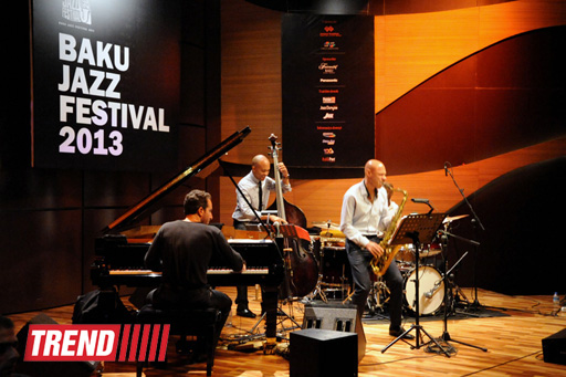 Жерар Депардье принял участие в открытии Бакинского международного джаз-фестиваля (фото)