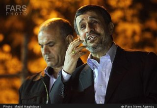 İranın sabiq Prezidenti Əhmədinejad 57 yaşını qeyd edib (FOTO)