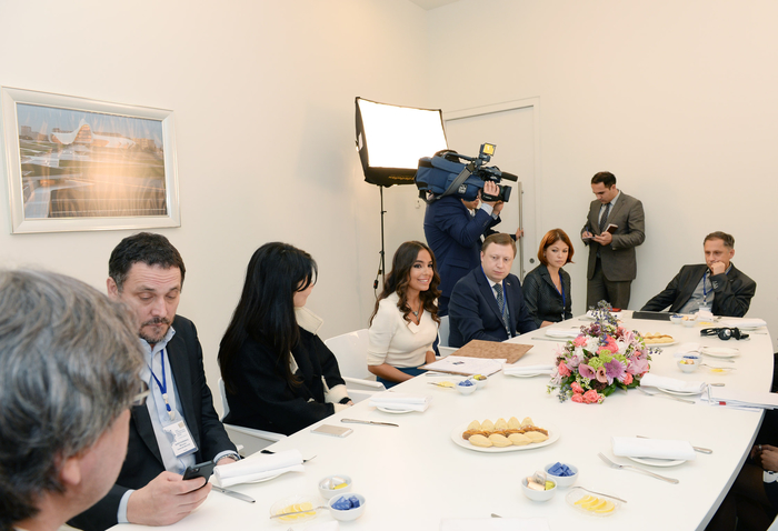 Leyla Aliyeva meets with heads and representatives of Russian media reps (PHOTO)
