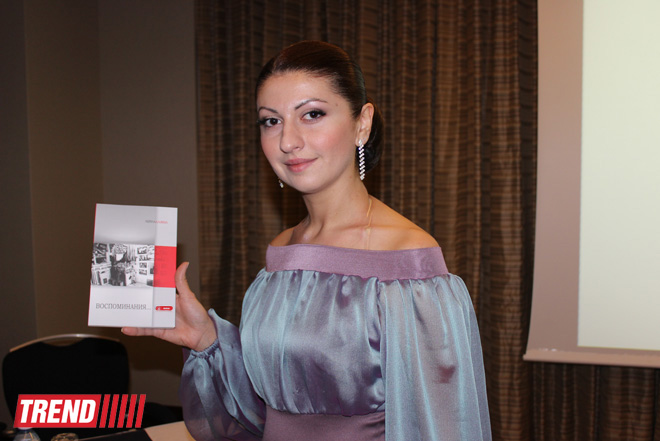 Азербайджанская поэтесса из Германии презентовала книгу "Воспоминания": "Ностальгия по Баку…"(фото)