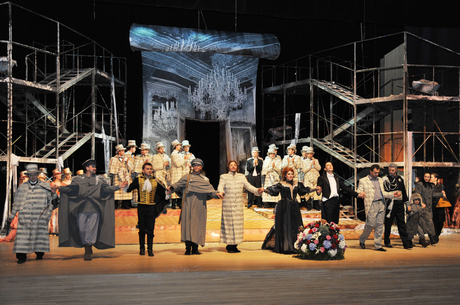 Лейла Алиева посмотрела оперу "Сибирь" итальянского композитора Умберто Джордано в Центре Гейдара Алиева (ФОТО)