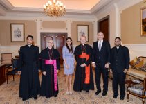 Мехрибан Алиева встретилась с президентом Понтификского совета Ватикан по культуре (ФОТО)