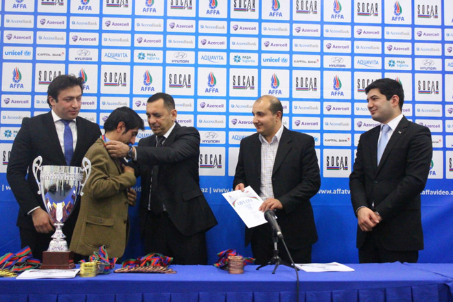 В Азербайджане состоялась церемония награждения победителей второго "Кубка молодёжи" по футболу" (фото)