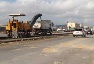 На части одного из крупных проспектов Баку начались ремонтные работы (ФОТО)
