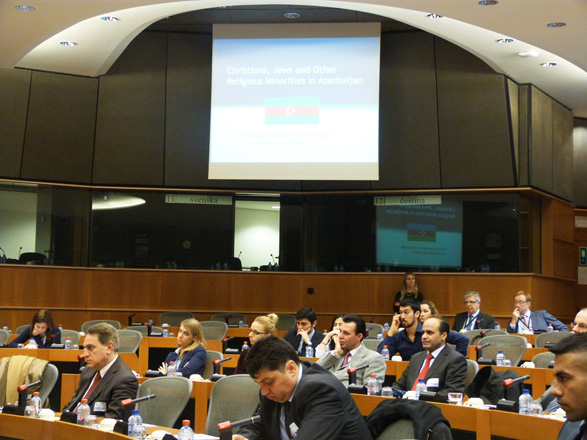 Report on religious minorities in Azerbaijan presented to European Parliament (PHOTO)