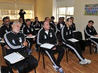 AFFA-da UEFA-nın A kateqoriyalı məşqçi kursu başlayıb (FOTO)