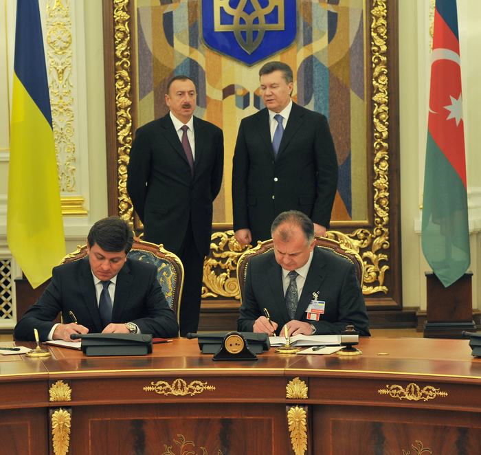 Azerbaijan, Ukraine sign five documents (PHOTO)