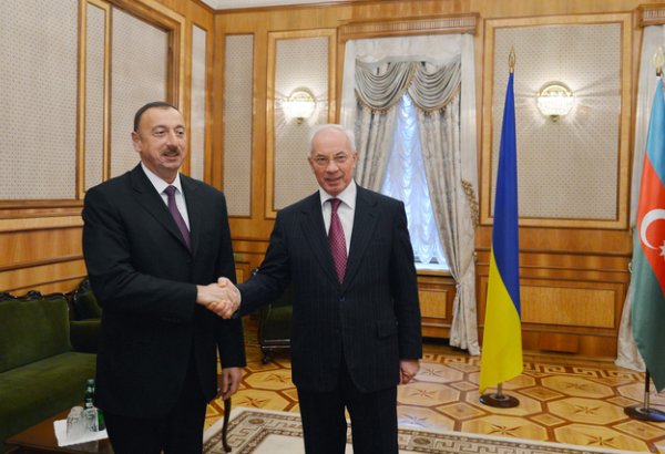 Prezident İlham Əliyev Ukraynanın Baş naziri Nikolay Azarov ilə görüşüb (FOTO)