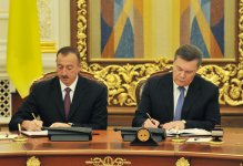 Azerbaijan, Ukraine sign five documents (PHOTO)