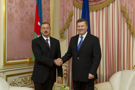 Meeting in "vis-a-vis" format between Azerbaijani and Ukrainian Presidents takes place in Kiev