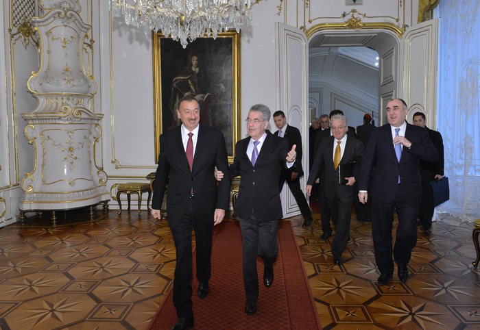 Azerbaijani President Ilham Aliyev meets his Austrian counterpart (PHOTO)
