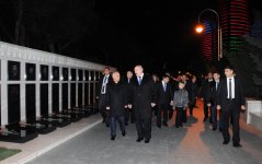 Президент Беларуси в Баку почтил память  общенационального лидера Гейдара Алиева (ФОТО)