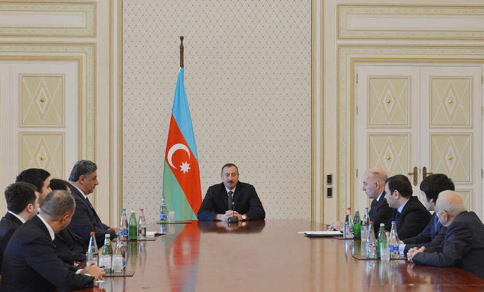 Azerbaijani President receives members of national men`s chess team, who won European championship, and specialists (PHOTO)