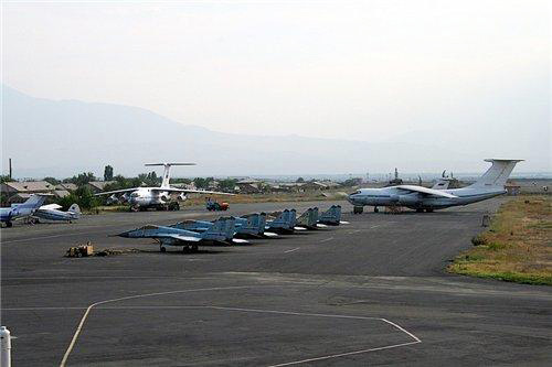 Ереванский аэропорт сдадут российской военной базе - газета