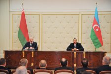 Президент Ильхам Алиев: Азербайджан и Беларусь имеют очень хорошие перспективы для увеличения товарооборота (ФОТО)