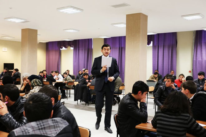 В Азербайджане проходит турнир по интеллектуальным играм (ФОТО)