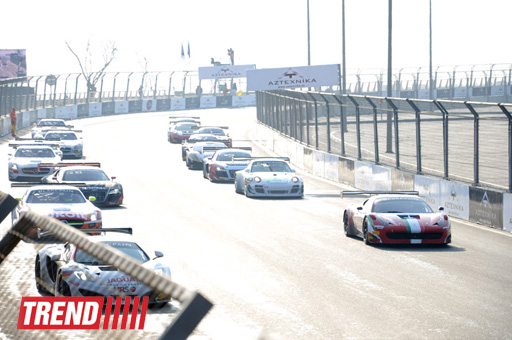 В Баку стартовал финальный этап серии FIA GT (ФОТО)