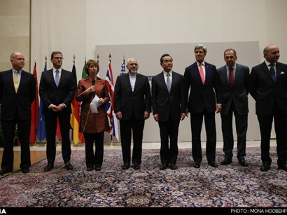 Political commentator: Geneva deal, a small but key step toward reestablishment of trust between Iran and P5+1