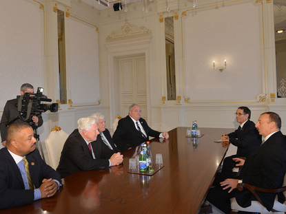 Президент Азербайджана принял делегацию конгрессменов США