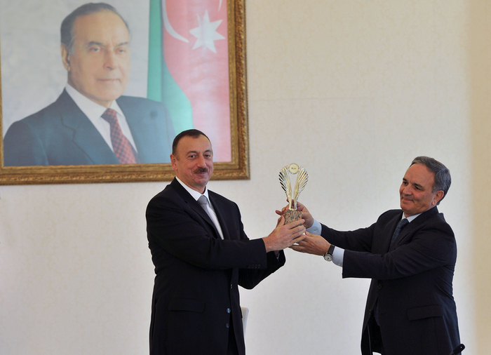 President Ilham Aliyev: Azerbaijan has free media and determined to further develop it (PHOTO)