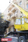 В центре Баку упал подъемный кран (ФОТО)