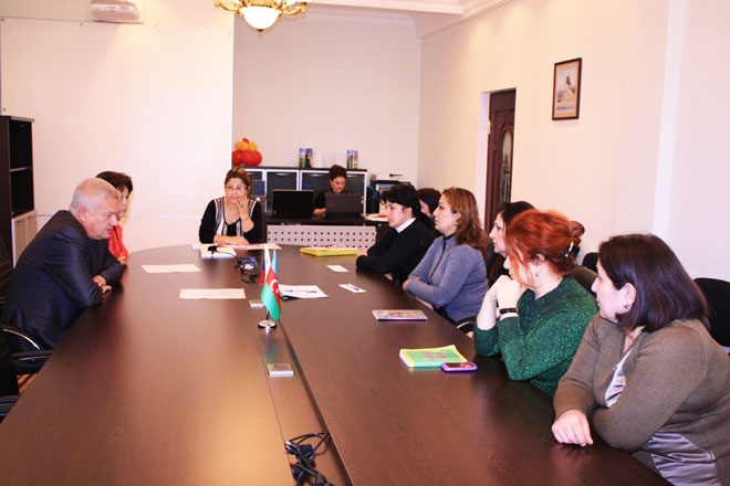 В Баку прошел семинар для учителей русского языка (фото)
