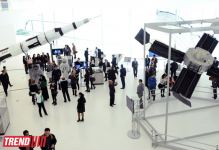 В Центре Гейдара Алиева состоялось открытие мировой премьеры выставки "Путешествие в космос"  (ФОТО)