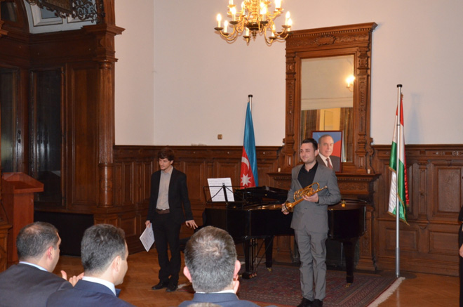 В Венгрии почтили память общенационального лидера азербайджанского народа Гейдара Алиева (ФОТО)