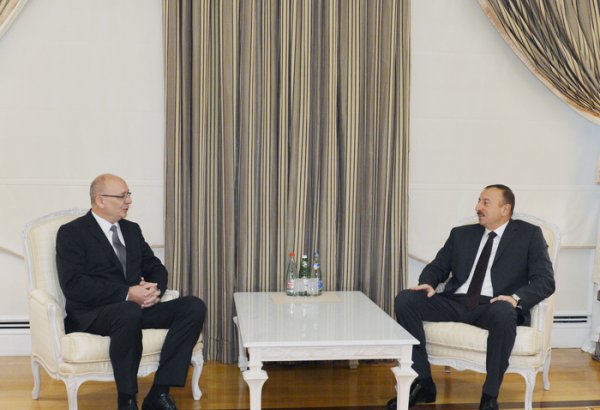 Президент Азербайджана принял посла Чехии в связи с завершением его дипломатической деятельности
