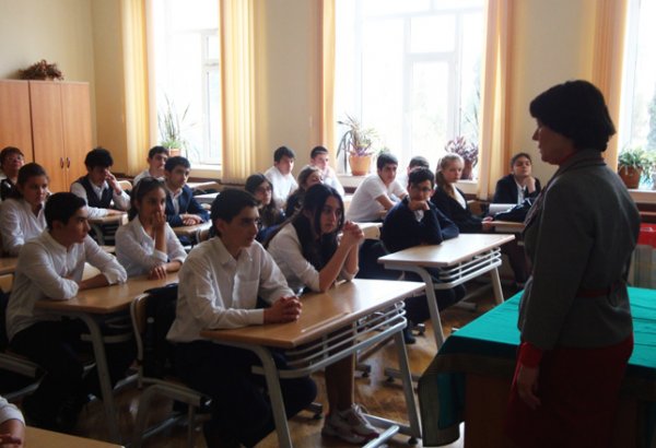 В Азербайджане будут подготовлены профессиональные стандарты для учителей общеобразовательных школ