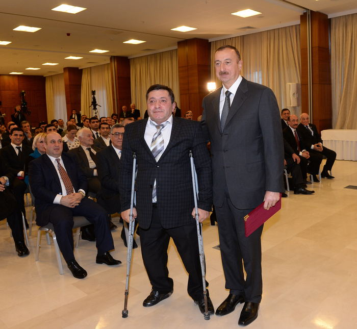 Azerbaijani President Ilham Aliyev opens “Shahdag”, “Pik Palas” hotels, and attends event dedicated to sports results of 2013 in Gusar District (PHOTO)