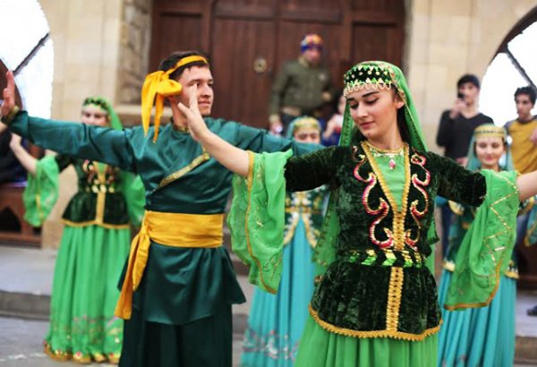 В Ичери шехер прошло праздничное мероприятие "Vətənim mənim" (ФОТО)