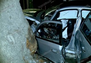 Qubada hasara çırpılan avtomobilin sürücüsü ölüb